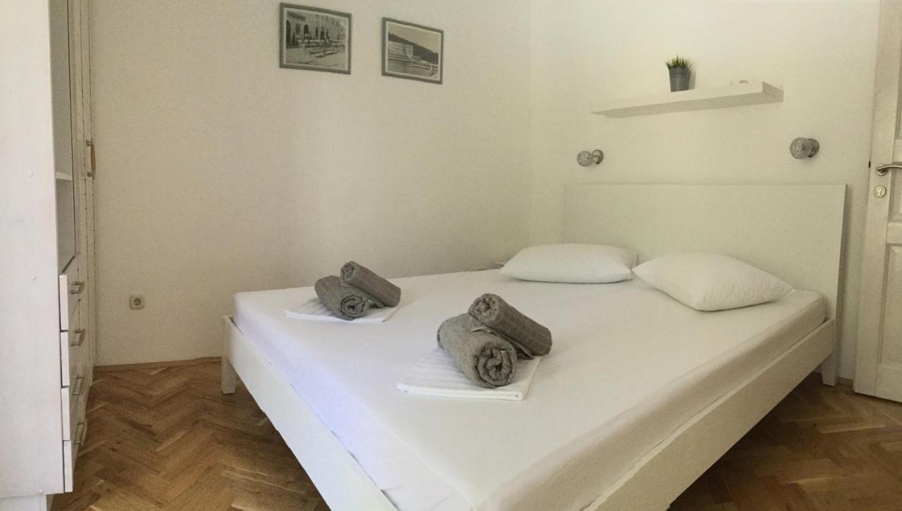 Villa Viden Apartments Tučepi Екстериор снимка