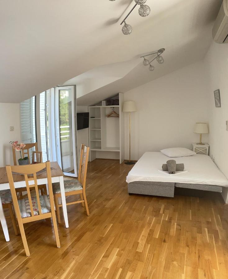 Villa Viden Apartments Tučepi Екстериор снимка