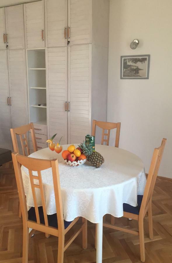 Villa Viden Apartments Tučepi Екстериор снимка